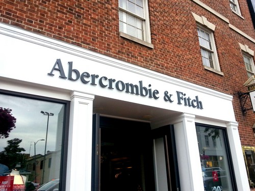 abercrombie and fitch marketing strategy