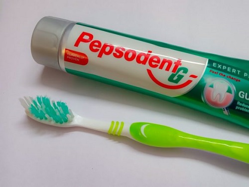 swot analysis of pepsodent