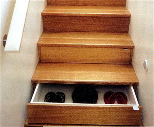 Stair-Shoe-Rack